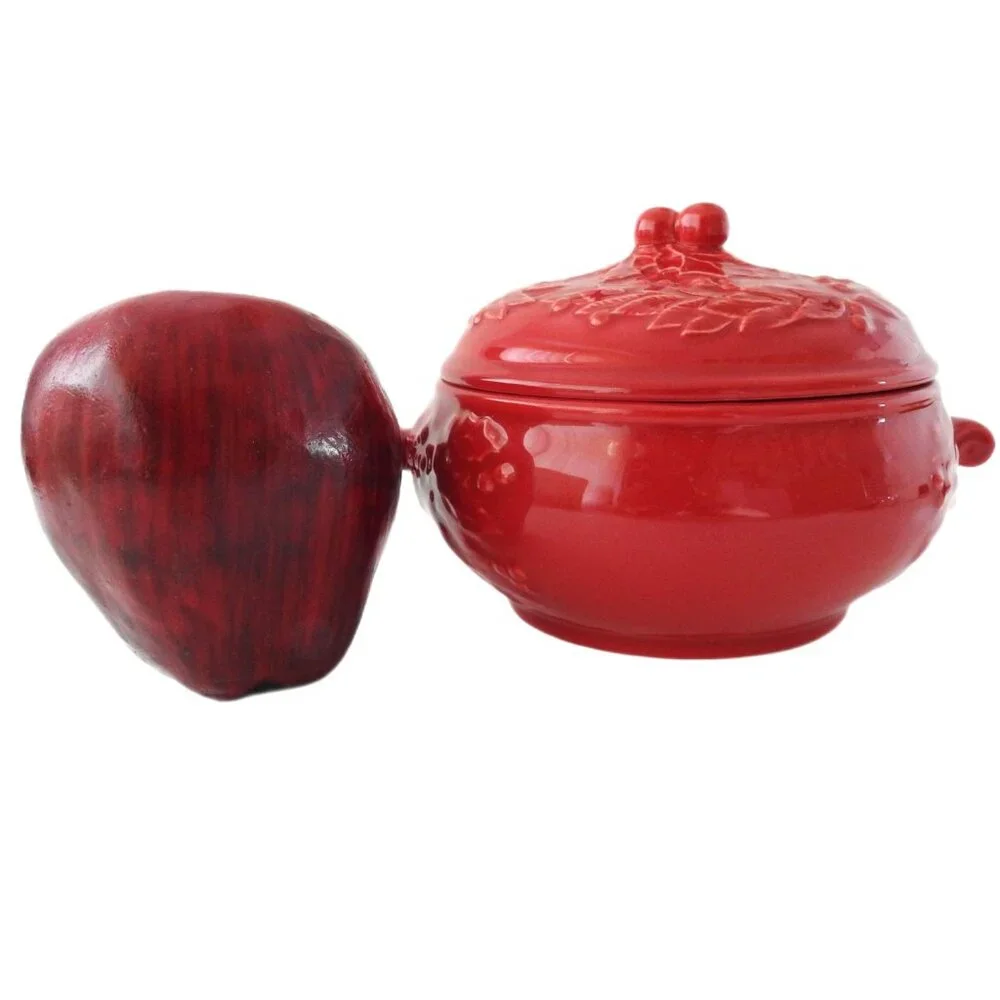 Sur La Table Red Ceramic Mini Crock Lidded Bowl Christmas Poinsettia Garland